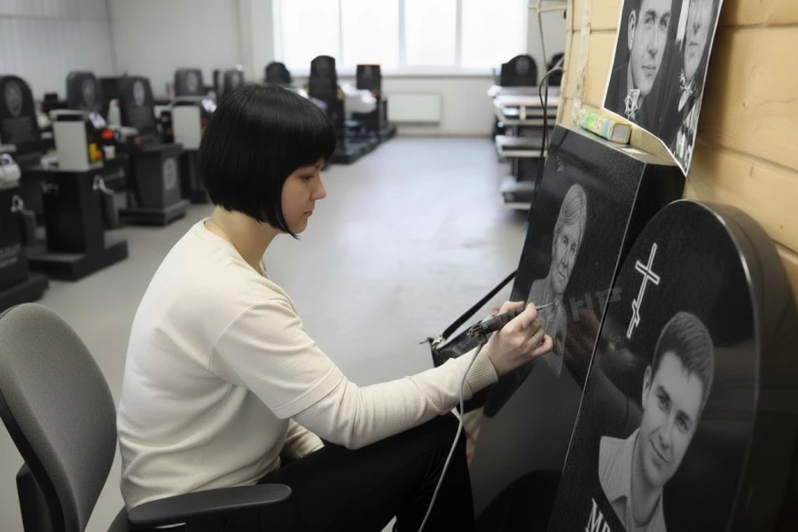 master-po-kamnyu-v-rabote-5